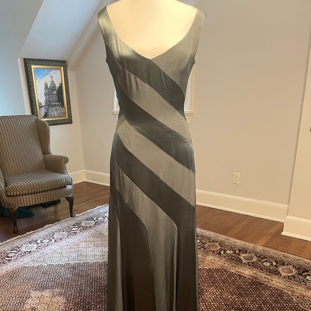 Luxury Paris Designer Jacques Molko Gray Bias Silk evening gown